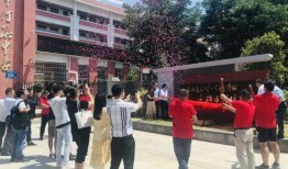 黎明更新最新爆料新闻视频,揭秘娱乐圈幕后真相