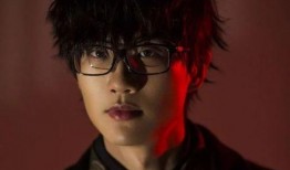 娱乐圈爆料许嵩是谁,许嵩身份成谜，爆料引发热议